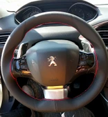 DİKİŞLİ DİREKSİYON KILIFI SİYAH DERİ KIRMIZI DİKİŞLİ PEUGEOT 208 KÜÇÜK DİREKSİYON İÇİN thumbnail 1