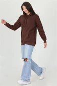 Dipmoda kadın kahverengi kapüşonlu kanguru cepli üç iplik sweatshirt FVR002 - 5