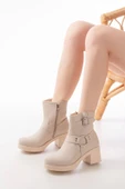 5109-3042 Bej Toka Aksesuarlı Fermuarlı Kalın Topuklu Günlük Kadın Bot thumbnail 1