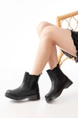 02-2137 Siyah Lastikli Günlük Kadın Bot thumbnail 2