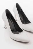 St-001 Beyaz Rugan Günlük 9 Cm Topuklu Bayan Stiletto Ayakkabı - 3