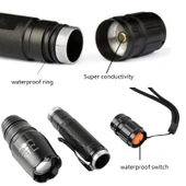 Single Sword Şarjlı Zoom'lu El Feneri - Ultra Parlak 900 Lümen thumbnail 1