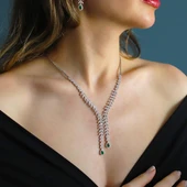 Damla Başak Modeli Yeşil Zirkon Taşlı Sarkıt Gümüş Set thumbnail 3