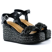 Erkan Saçmacı Siyah İnci İşlemeli Tokalı Hasır Örgü Görünümlü Dolgu Topuklu Sandalet - 4