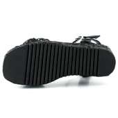 Erkan Saçmacı Siyah İnci İşlemeli Tokalı Hasır Örgü Görünümlü Dolgu Topuklu Sandalet - 5