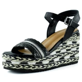 Erkan Saçmacı Siyah Kristal Taşlı İncili Sim Nakışlı Tokalı Zikzak Örgü Jüt Dolgu Topuklu Sandalet - 1