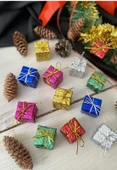 12 Adet Hediye Paketi Renkli Noel Yılbaşı Çam Ağacı Süsü 3 cm - 6