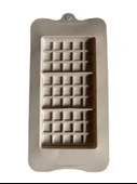 SİLİKON ÇİKOLATA KALIBI KÜÇÜK KARELİ 21*11 CM - 2
