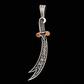 925 Ayar Gümüş Kırmızı Taşlı La Feta İlla Ali La Seyfe İlla Yazılı Zülfikar Kolye Ucu thumbnail 2