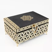 Desenli Kutu Çeyizlik, Şal + Seccade + Tesbih + Kuran Hediye Seti (Orta B. Kadife, Siyah, Elif-Vav) - 2