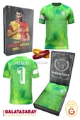 Galatasaray Orijinal Lisanslı Muslera Match Day Çocuk T-shirt + Bileklik Set Hediyelik Ahşap Kutulu - 1