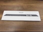 Apple Magic Keyboard Touch ID ve Sayısal Tuşlu Magic Keyboard – TR Q Klavye - Siyah MMMR3TQ/A (SIFIR KAPALI KUTU) - 2