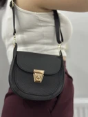 Klasik kapaklı siyah cilt çanta - 1