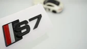 DK Tuning S7 Siyah Gri Kırmızı 3M Bagaj Logo Audi İle Uyumlu thumbnail 1