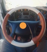 DİKİŞLİ DİREKSİYON KILIFI KREM DERİ TABA DERİ SİYAH DİKİŞLİ MERCEDES AXOR İÇİN thumbnail 1