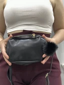 Ponpon siyah cilt çanta - 4