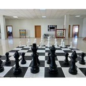 Bahçe Satranç Takımı + Zemin (STN-100) – İç ve Dış Mekan Uyumlu - 1