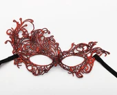 KENPAZAR Kırmızı Renk Dantel Örgü İşlemeli Parti Maskesi Model 1 - 1