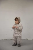 Kahverengi Çizgili Alt Üst Takım - 1