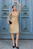 Kruvaze Yaka Payetli Midi Elbise 6031-Gold - 3