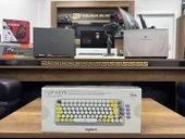 Logitech POP Keys Blast Özelleştirilebilir Emoji Tuşlu Mekanik Kablosuz Klavye (İKİNCİ EL) - 1