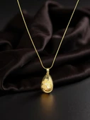 Zarif Damla Tasarımlı Gold Renk 316L Çelik Kolye - Modern ve Şık Kar Tanesi Tasarım - 1