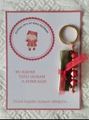 24 Adet Kişiye Özel 6 Ay Kına Hatırası Kırmızı Anahtarlık ve Paketlenmiş Kına Dağıtmalık Hediyelik thumbnail 1