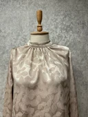 25Y5307 BLUZ SATEN YAPRAK DESENLİ KOL LASTİKLİ - 3
