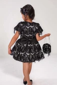 Kız Çocuk Üzeri Pulpayet İşlemeli Püsküllü Parlak Siyah Elbise thumbnail 2