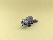 Sevimli Rakun Figürü – Hareketli Eklemli 3D Oyuncak - 3