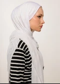 HOUSE OFMODEST- BEYAZ PENYE BONE ŞAL - 4