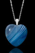 Sertifikalı Kalp Kesim Damarlı Mavi Akik Taşı Kolye thumbnail 1