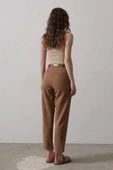 Kemerli Havuç Pantolon - Taba - 3