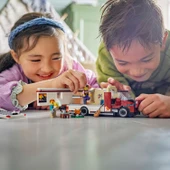 Lego City Tatil Macera Karavanı 60454-6 Yaş Ve Üzeri Çocuklar Için Yaratıcı Oyuncak Yapım Seti, Doğu thumbnail 7