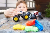 Hot Wheels Monster Trucks 1:64 Arabalar, Büyük Tekerlekli, Fyj44 thumbnail 2
