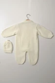 Beyaz Unisex Bebek Tulum Triko Şapkalı Düğmeli Kışlık Uzun Kollu Yenidoğan Örgü Takım - 2