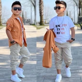 MODAVALS CEP ve KOL DETAYLI DÜĞMELİ CEKET BASKILI TİŞÖRT ve KARGO PANTOLON 3 PARÇA ERKEK ÇOCUK TAKIM-589274601 - 7