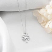 Vaoov 925 Ayar Gümüş Damla Taşlı Kiraz Çiçeği Kolye thumbnail 2