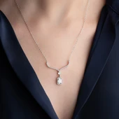 Vaoov 925 Ayar Gümüş Beyaz Baget Taşlı Sallantılı Hediye Kolye thumbnail 5