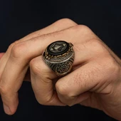 Fetih Koleksiyonumuzdan Tuğra Desenli 925 Ayar Erkek Gümüş Yüzük thumbnail 4