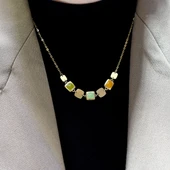 Renk Taşı Kare Tasarım Kolye thumbnail 2