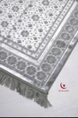 Özel Kutulu Hediyelik Lüks Kadife Dokuma Seccade ve Kristal Tesbih Seti Füme - 4