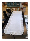 BEYAZ  Siyah Detaylı Fırfırlı Runner 40*120 cm - 1