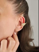 Kelebek Model Sıkıştırmalı Kıkırdak Gold Renk Sol Kulak Küpe - 3
