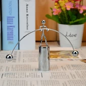 Halterci Denge Adam thumbnail 1