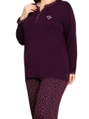 Kadın Mürdüm Desenli V Yaka 3 Düğmeli Likralı Viskon Mevsimlik Uzun Kol Pijama Takımı - 10