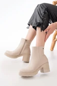 Bej Fermuarlı Kalın Topuklu Günlük Kadın Bot thumbnail 2