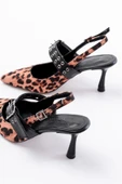 Siyah Leopar Günlük Arkası Açık Baret Tokalı Topuklu Bayan Ayakkabı thumbnail 5