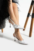 Albishoes Çift Toka Detaylı Arkası Açık Rugan Sivri Burun 8 Cm Ince Topuklu Stiletto Kadın Ayakkabı - 2