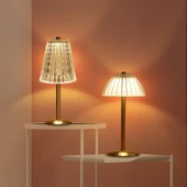 Kristal Retro LED Dokunmatik Abajur - Petal Üç Renkli - 4